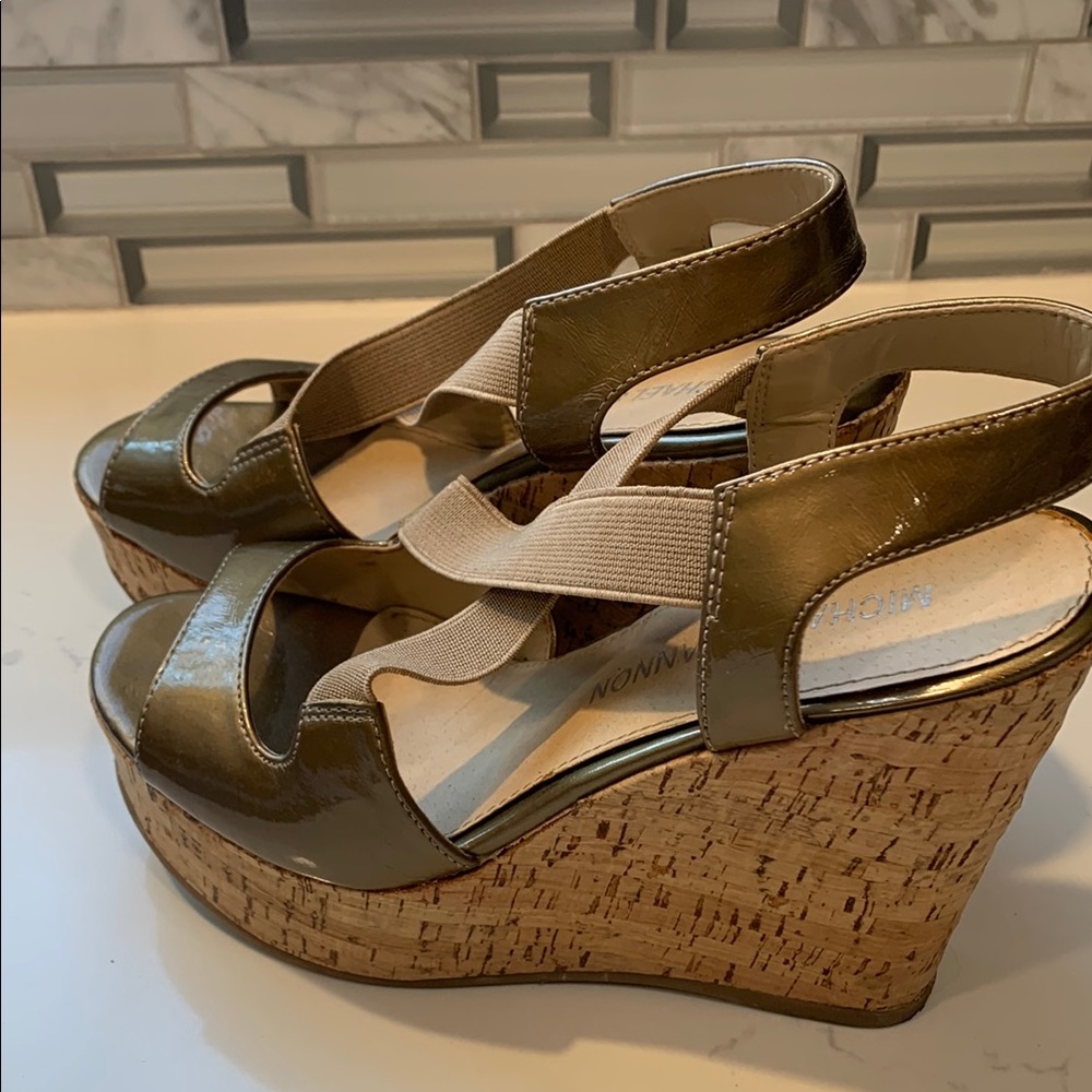 Wedge Sandals - Gold - Picture 7 of 11